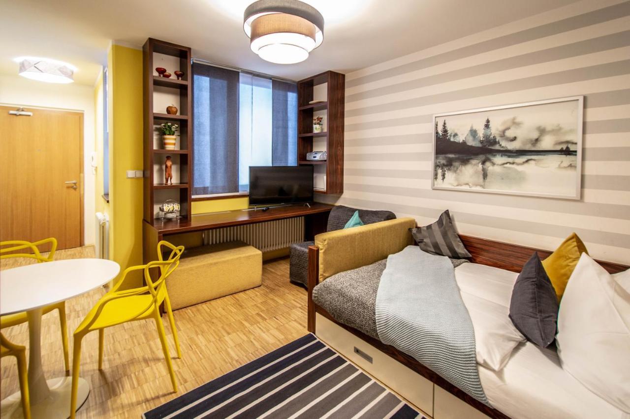 National Museum Apartment By Ruterra Praha Bagian luar foto
