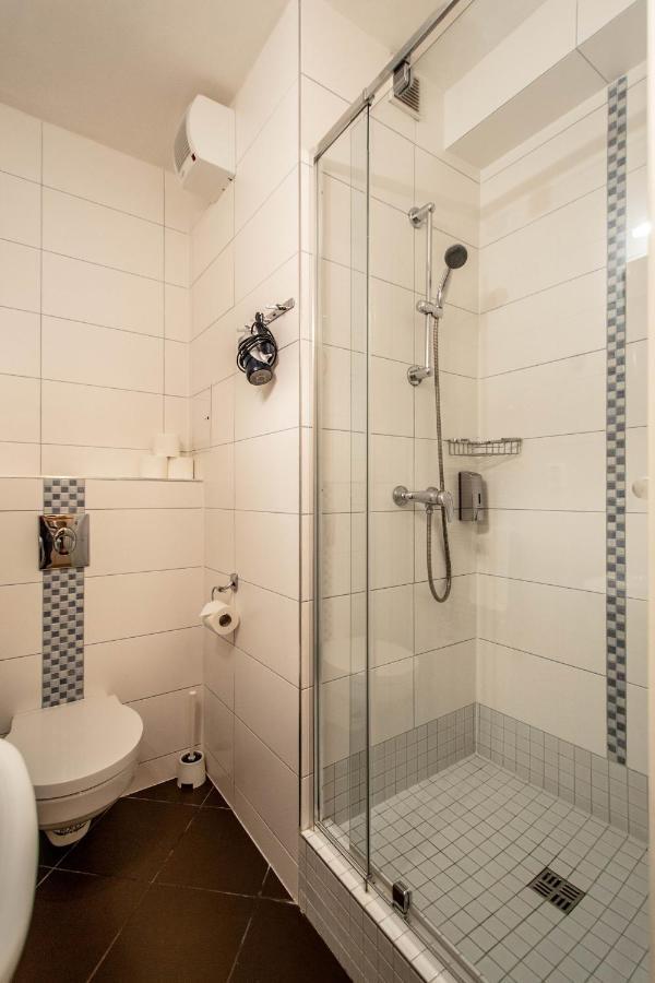 National Museum Apartment By Ruterra Praha Bagian luar foto