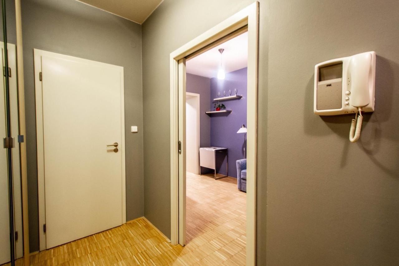 National Museum Apartment By Ruterra Praha Bagian luar foto